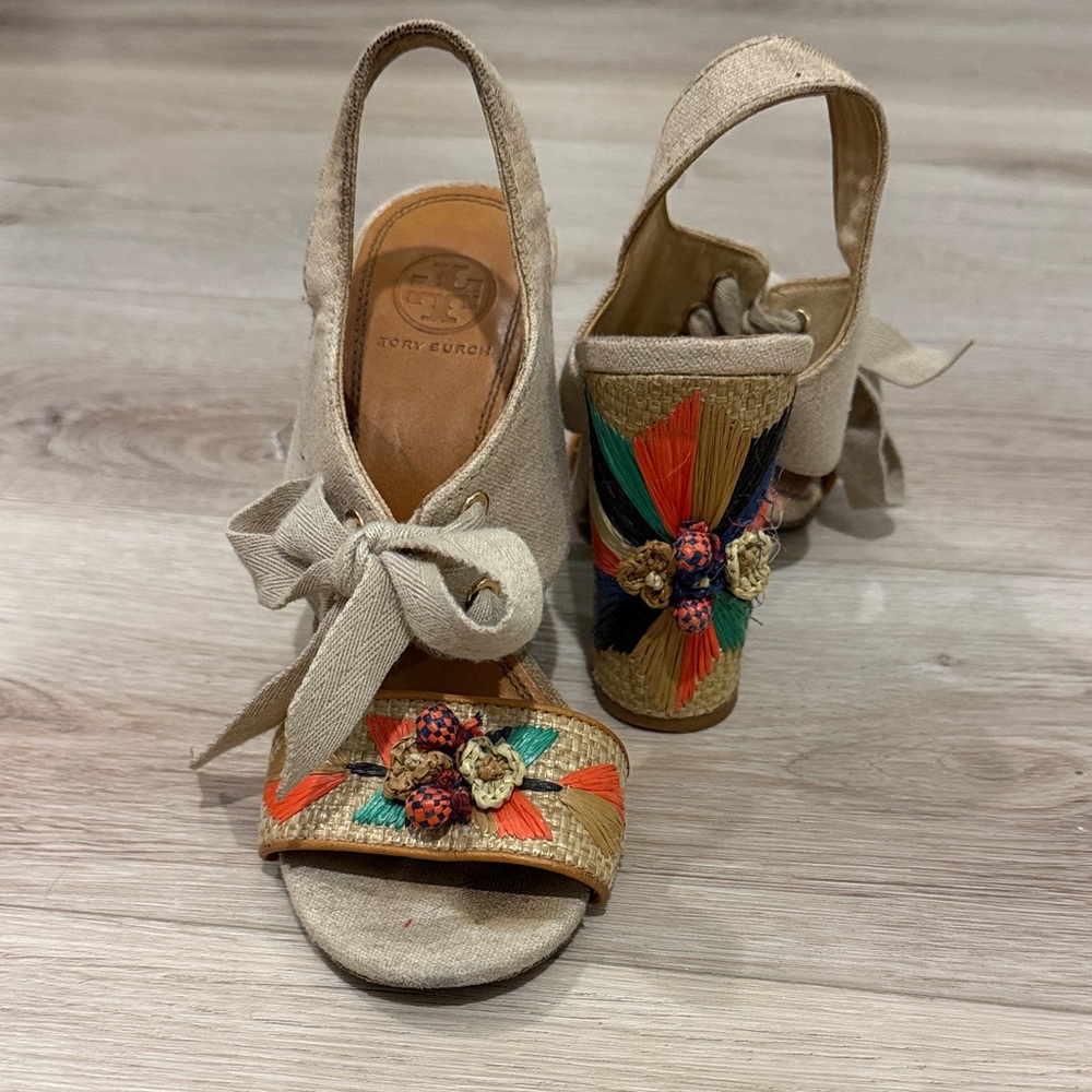 Tory Burch Geraldine Raffia and Linen Wedge Sandals size 7